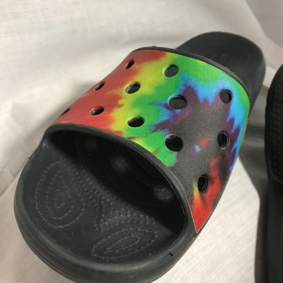 Crocs Tie-Dye Print Iconic Comfort Classic Graphic Slides Woman 6-8 - Picture 3 of 10